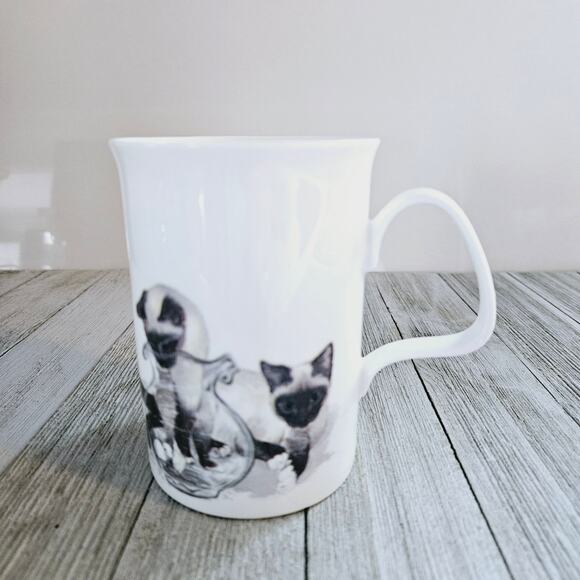 4" Lascelles Fine Bone China White Porcelain Tea Cup with Siamese Kitty - Picture 16 of 16
